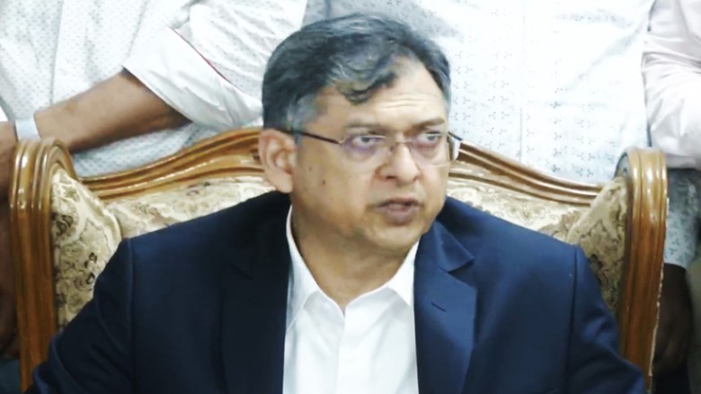 আমাদের সংসদ অধিবেশন দেখে জাতি অনেকটা আশ্বস্ত হবে : স্বরাষ্ট্রমন্ত্রী